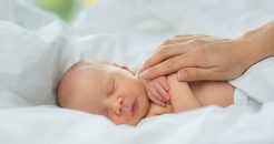 المسح الطبي للغدة الدرقية للأطفال حديثي الولادة